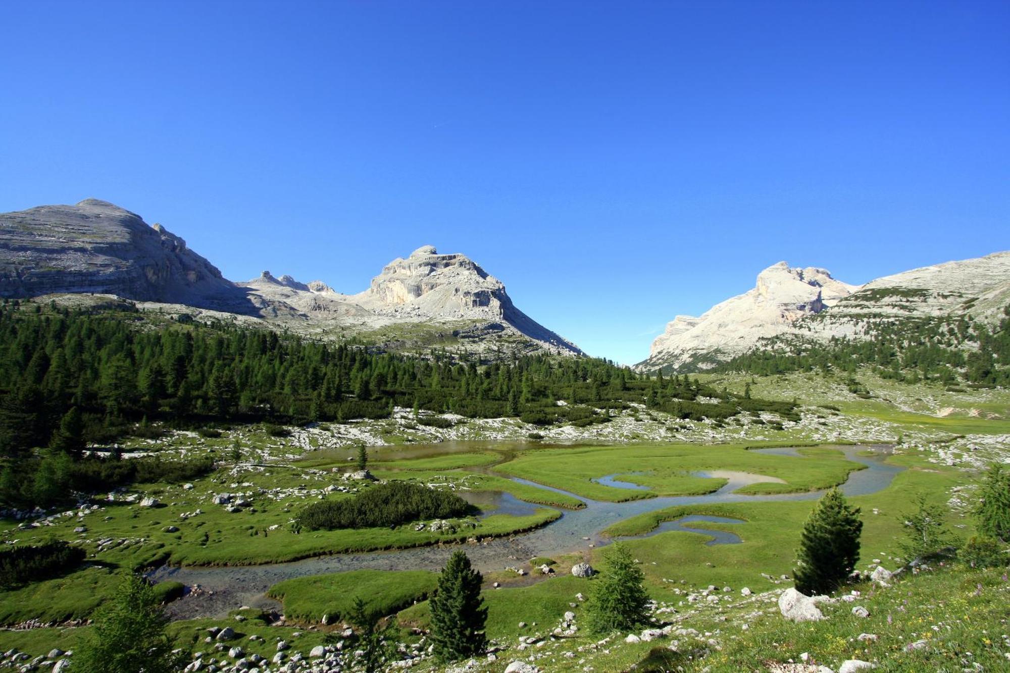 Pensione Arnica San Vigilio Di Marebbe Esterno foto